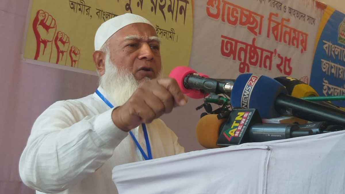 আল্লাহর ওয়াস্তে সবার আগে আহতদের চিকিৎসার ব্যবস্থা করুন: শফিকুর রহমান