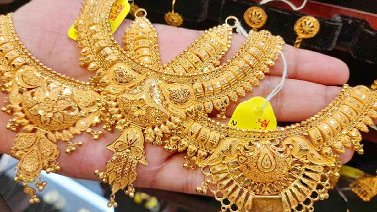 ফের ইতিহাস গড়ল স্বর্ণের দাম, ভরি কত?