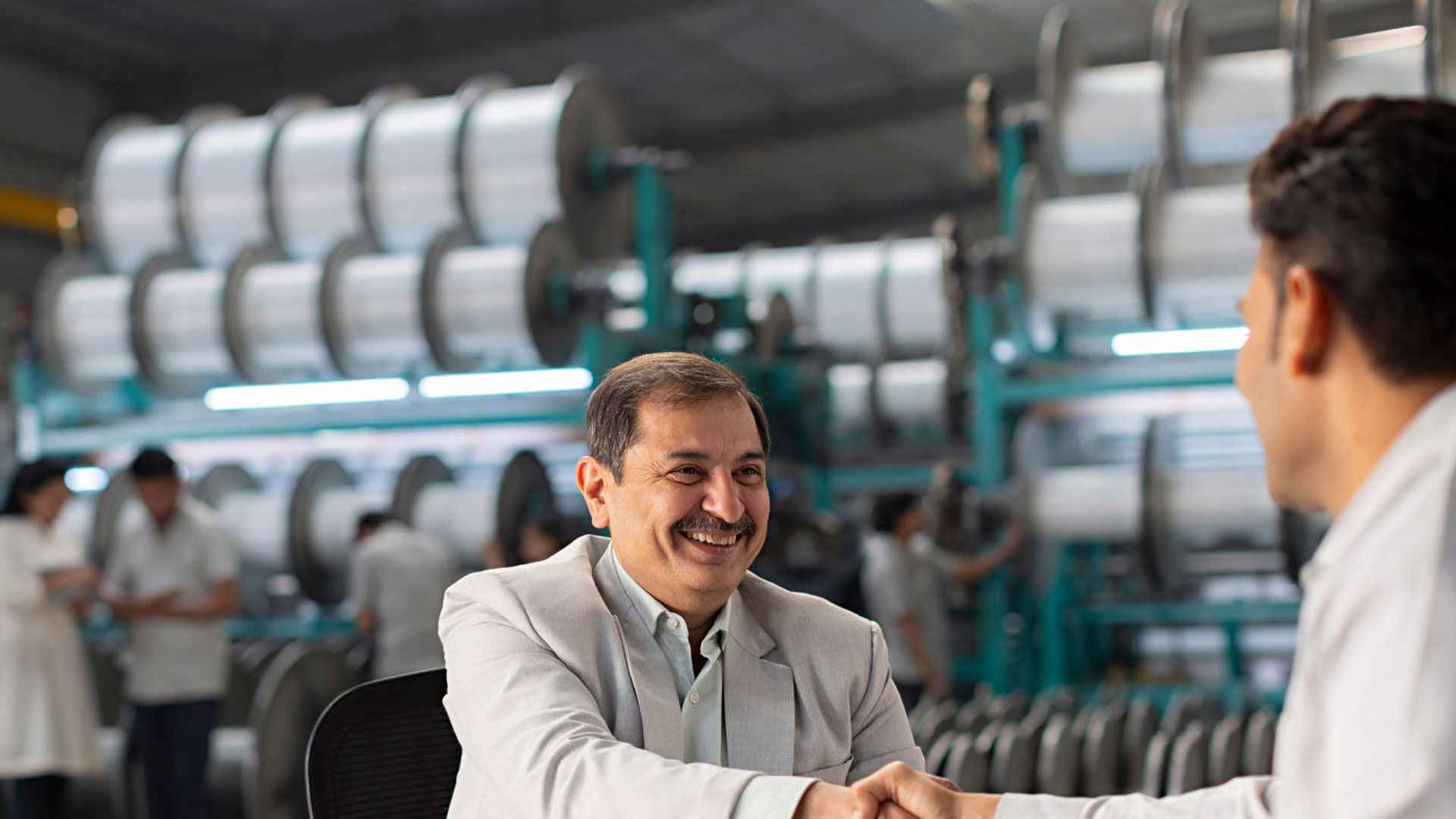 অভিজ্ঞ কর্মী খুঁজছে নাবিল গ্রুপ