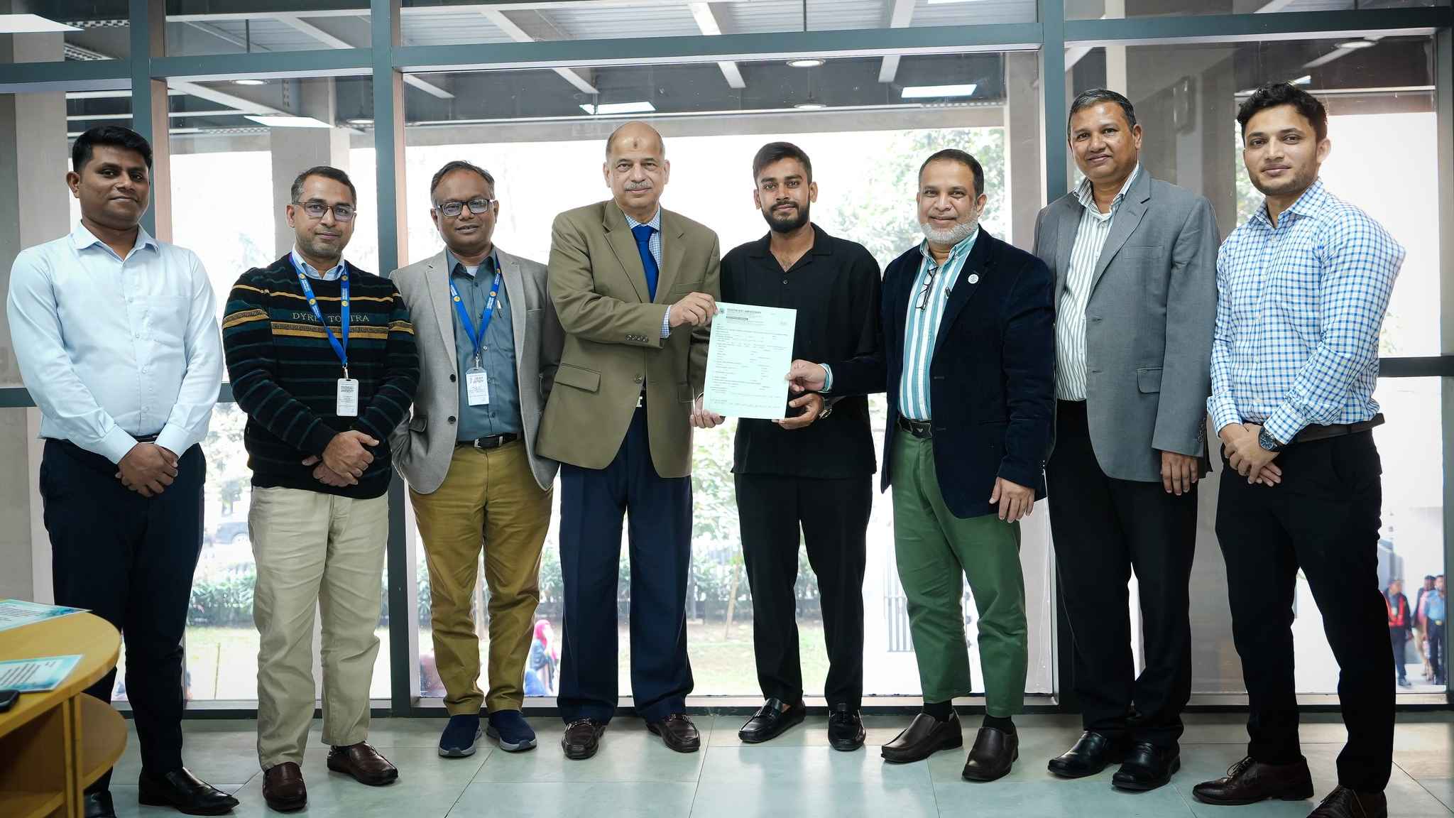 বিশ্ববিদ্যালয়ে ভর্তি হলেন মেহেদী হাসান মিরাজ