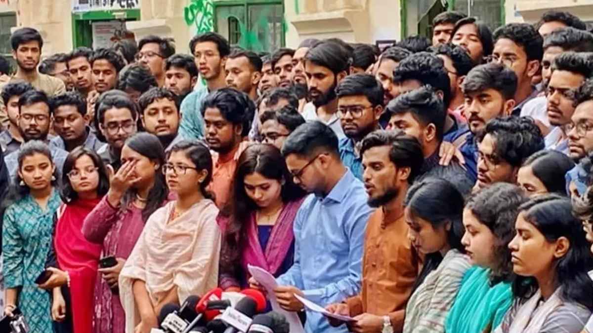 গণতান্ত্রিক ছাত্র সংসদের পূর্ণাঙ্গ কমিটি ঘোষণা