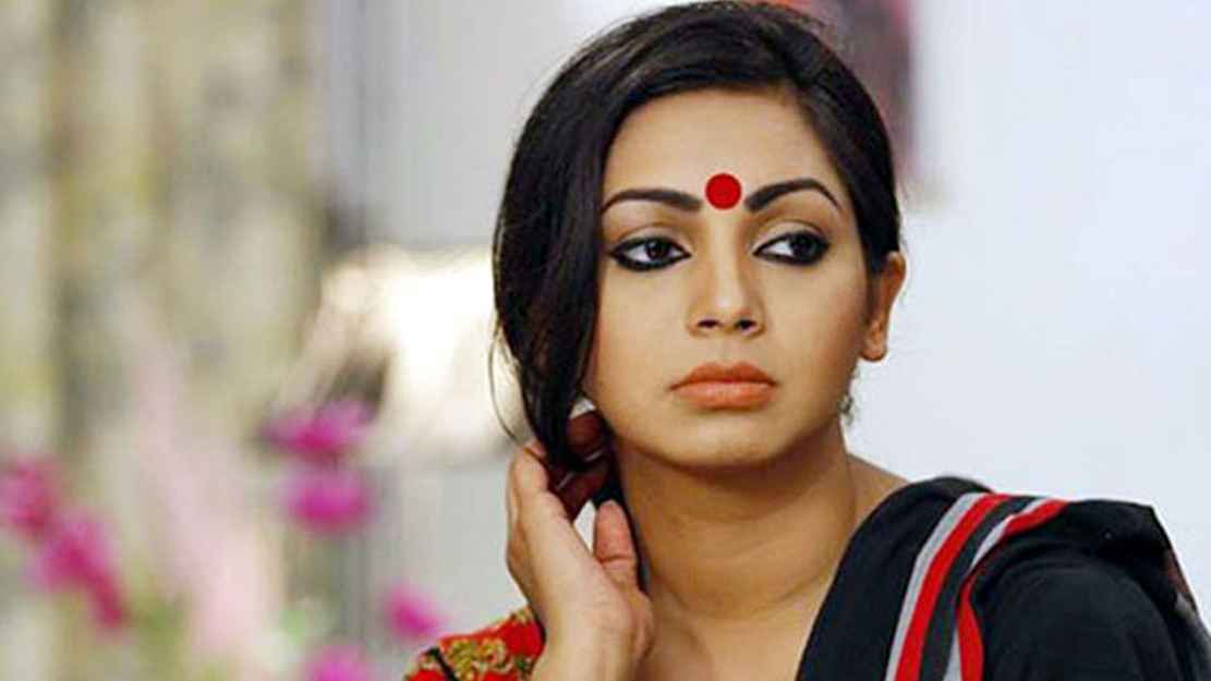 প্রাক্তনের নামে ক্ষোভ প্রকাশ প্রভার
