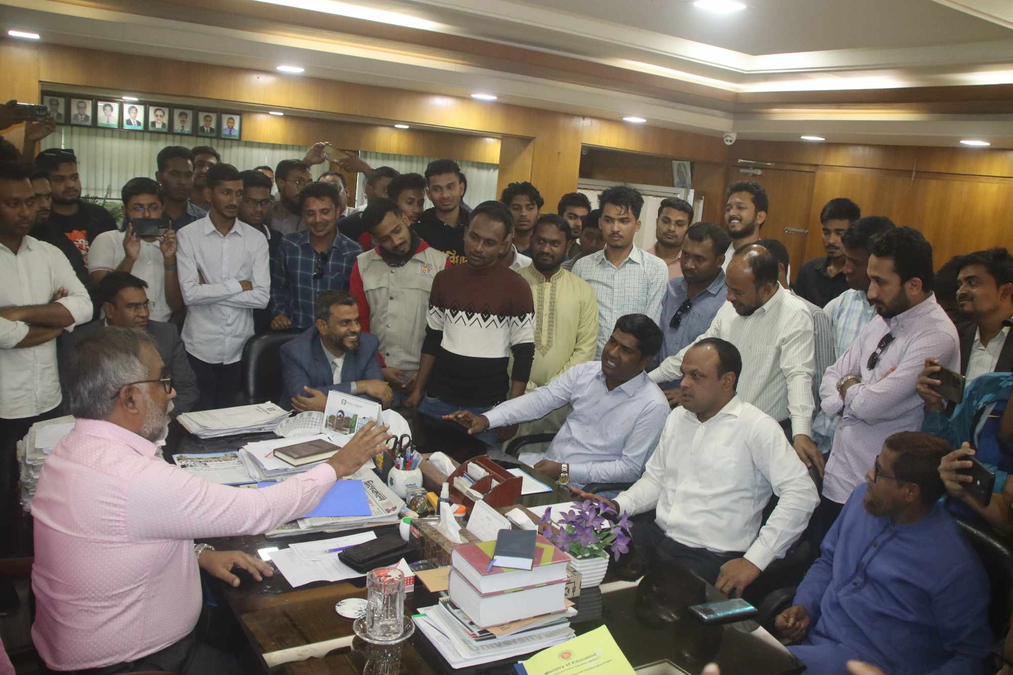 received_554072937665815 received_554072937665815