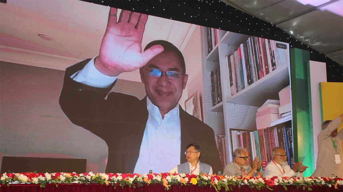 স্থানীয় নির্বাচনের পরিকল্পনা থেকে সরে আসুন, সরকারকে তারেক রহমান