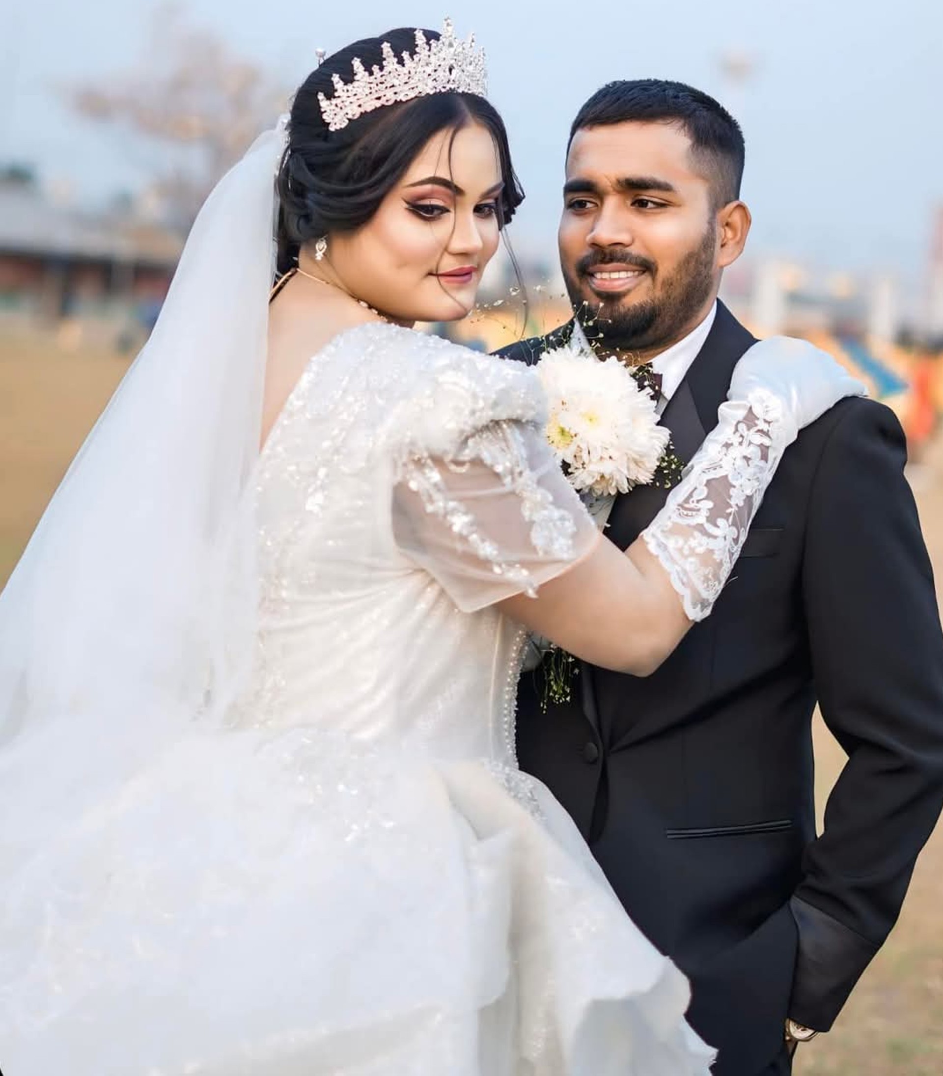 thumbnail_Akhi_pic-8