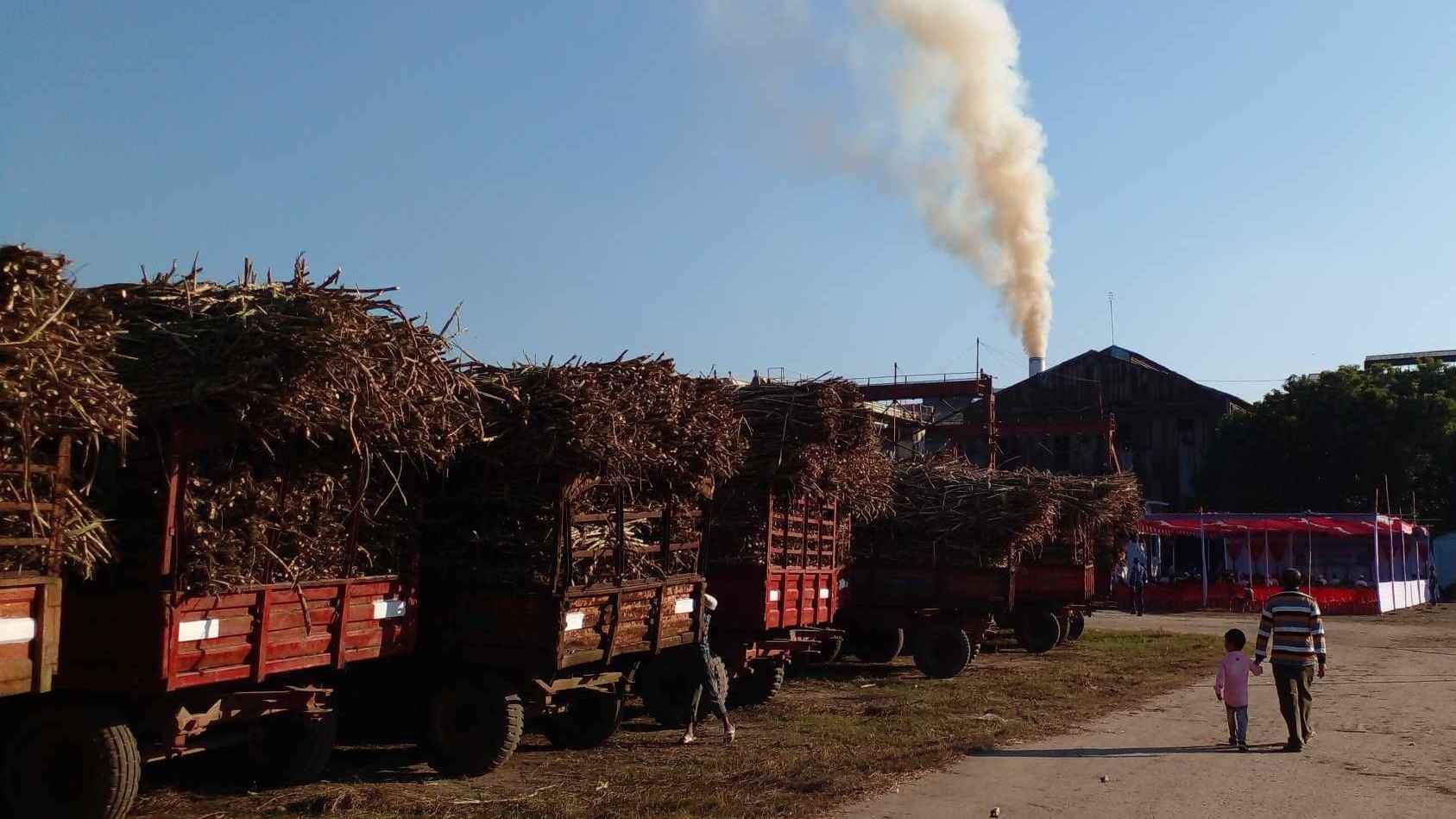 নাটোর চিনিকলের আখ মাড়াই সমাপ্ত: দীর্ঘ বছর পর লক্ষ্যমাত্রা অর্জন