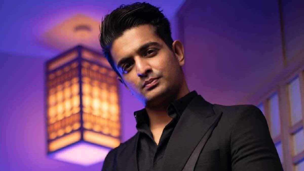 রণবীরের মায়ের ক্লিনিক ভাঙচুর!