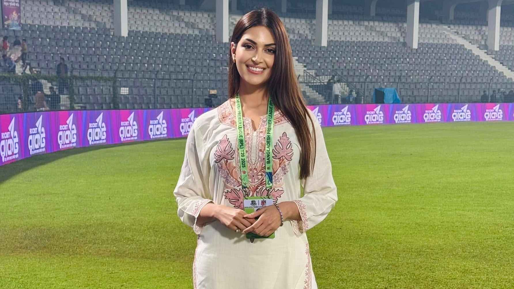 ইয়াশা সাগরকে চিটাগাংয়ের আইনি নোটিশ