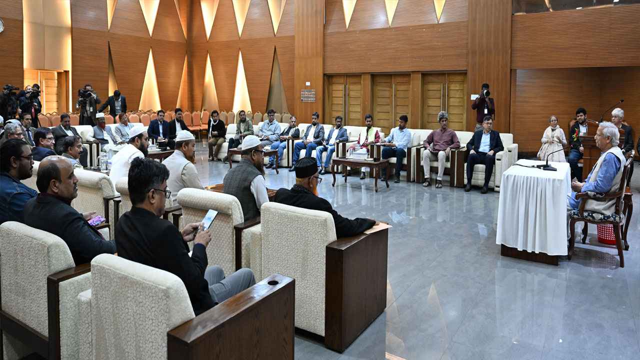 সর্বদলীয় বৈঠকে আলোচিত ‘জুলাই ঘোষণাপত্র’ উত্থাপন, যা আছে খসড়ায়