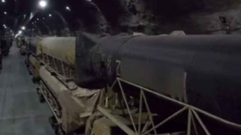ইসরায়েলের দাবি ভুল, নতুন ভূগর্ভস্থ ক্ষেপণাস্ত্র শহর দেখাল ইরান