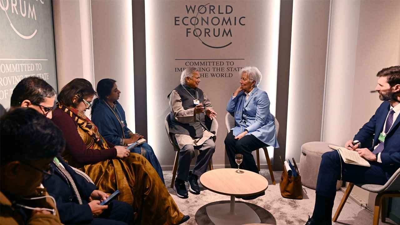 পাচারকৃত অর্থ ফেরাতে ইউরোপীয় সেন্ট্রাল ব্যাংকের সহায়তা চাইলেন ড. ইউনূস