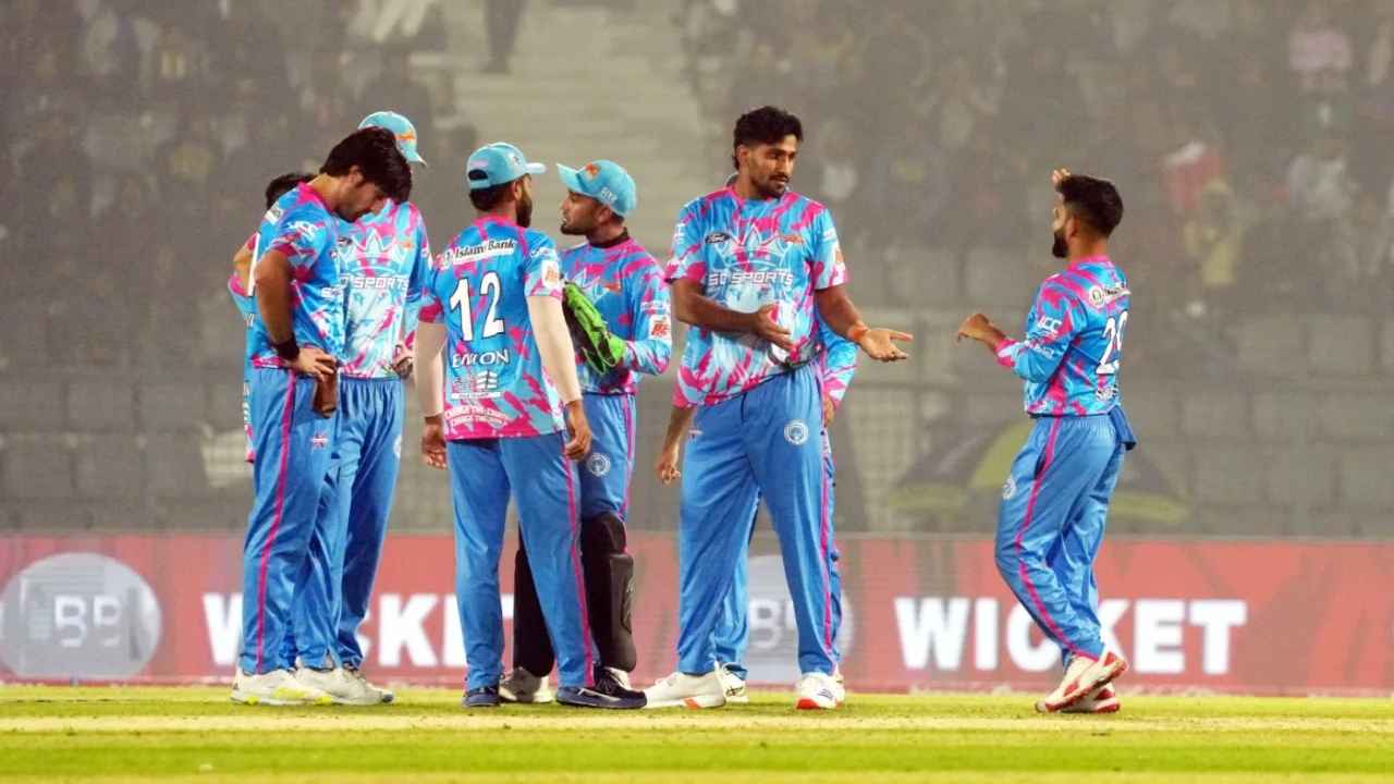 চ্যাম্পিয়ন্স ট্রফির আগে চাকরি ছাড়লেন টাইগারদের সহকারী কোচ