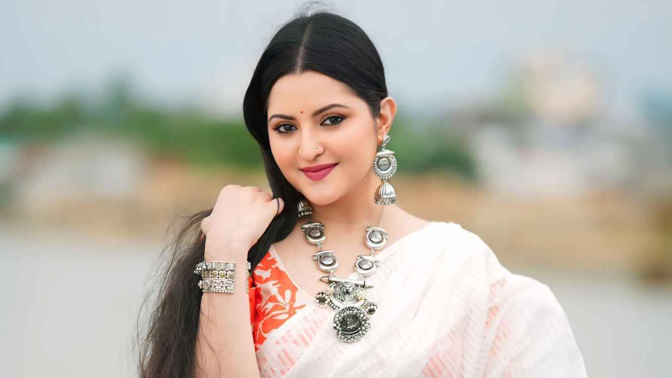 পরীমণির বিরুদ্ধে গ্রেফতারি পরোয়ানা