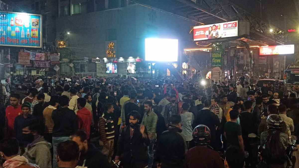 সাত কলেজের সামনে অনির্দিষ্টকালের ব্লকেড কর্মসূচি ঘোষণা