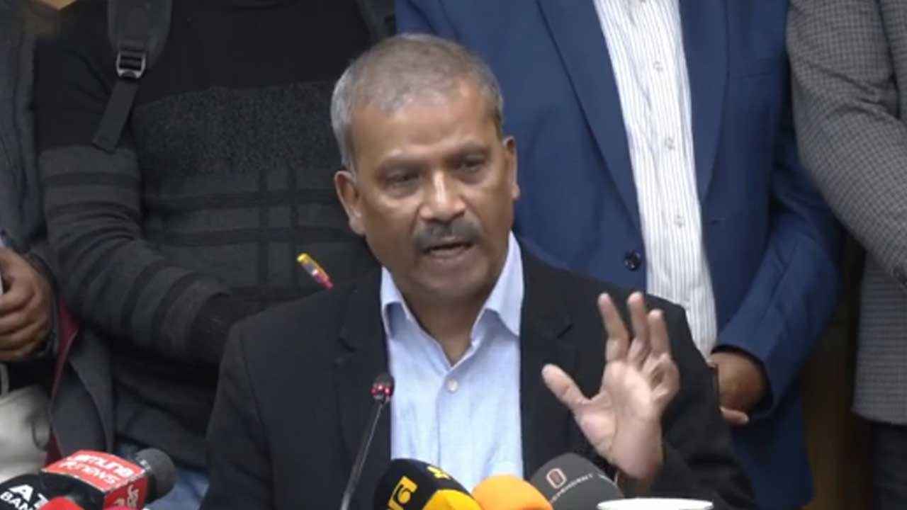 ৭ দিনের মধ্যে রাজনৈতিক হয়রানিমূলক মামলা প্রত্যাহার: আইন উপদেষ্টা