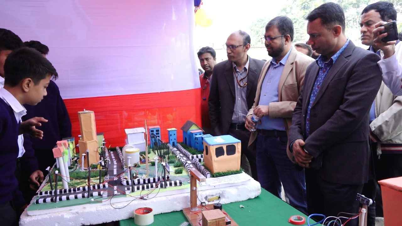 বর্ণাঢ্য আয়োজনে শেষ হলো আকিজ কলেজিয়েট স্কুলের ক্রীড়া প্রতিযোগিতা