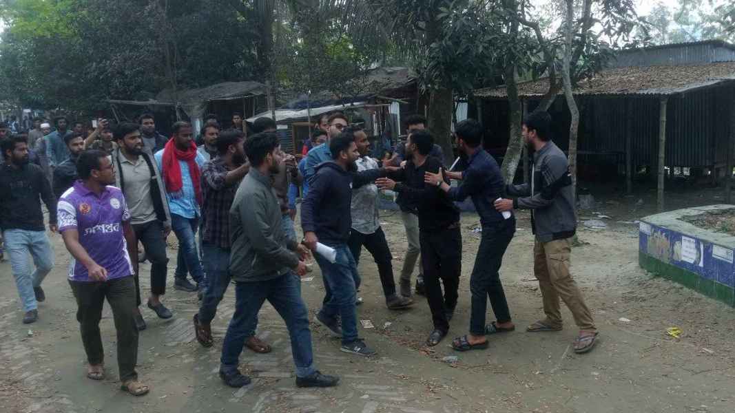 বশেমুরবিপ্রবিতে সমন্বয়কদের ওপর ছাত্রলীগের হামলায় ৩৩ জনের নামে মামলা