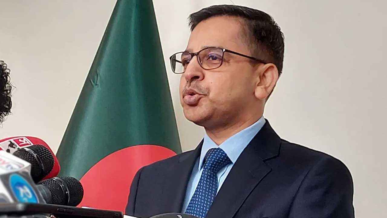 বাংলাদেশের সহযোগিতার মনোভাব আশা করে ভারত: প্রণয় ভার্মা