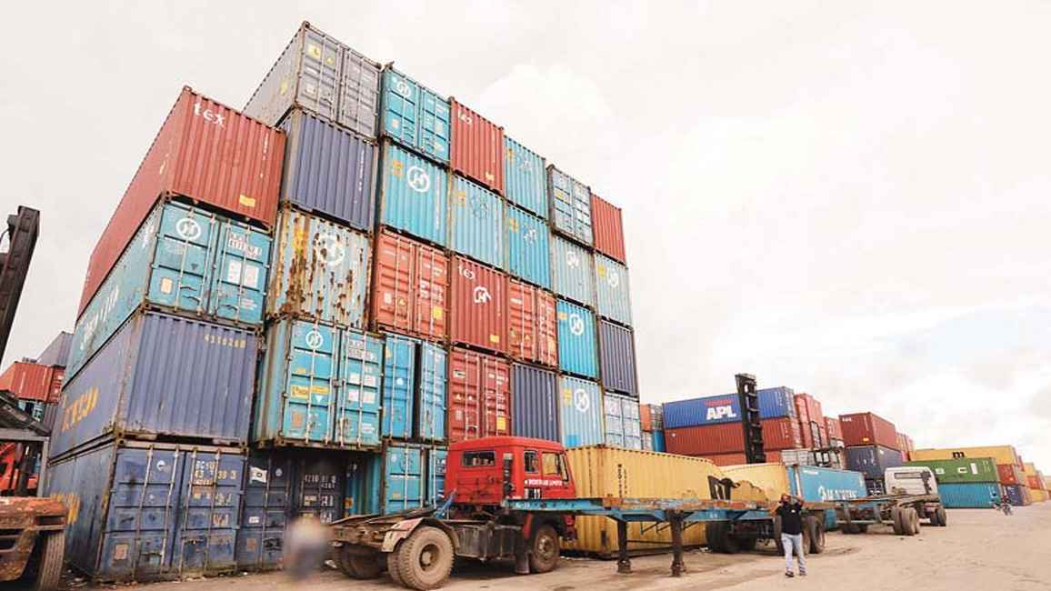 অগ্নি নিরাপত্তাহীনতায় চট্টগ্রামের ১৯ আইসিডি