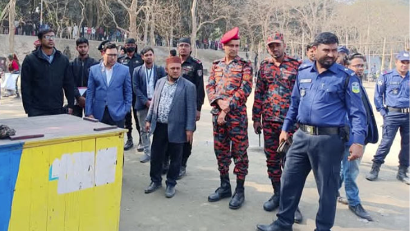 জয়নুল উদ্যানে গড়ে ওঠা শতাধিক দোকান উচ্ছেদ