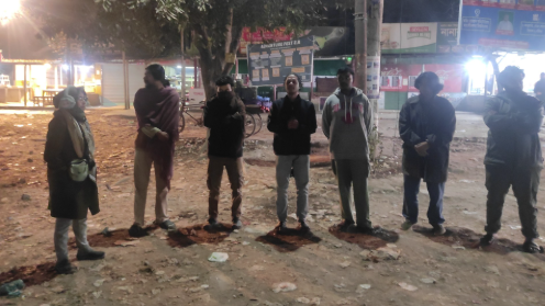 শিক্ষকদের ওপর পুলিশের লাঠিপেটার প্রতিবাদে জাবিতে বিক্ষোভ