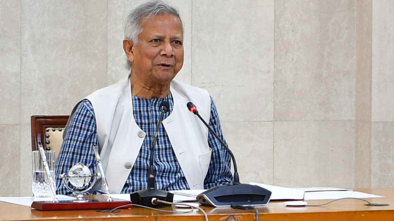 চুরির অর্থ ফিরিয়ে আনতে সরকার প্রতিশ্রুতিবদ্ধ