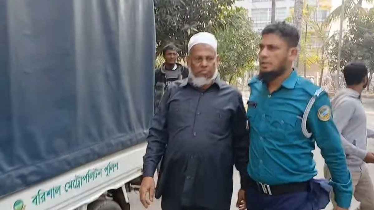 বরিশাল সদর উপজেলার সাবেক চেয়ারম্যান গ্রেফতার