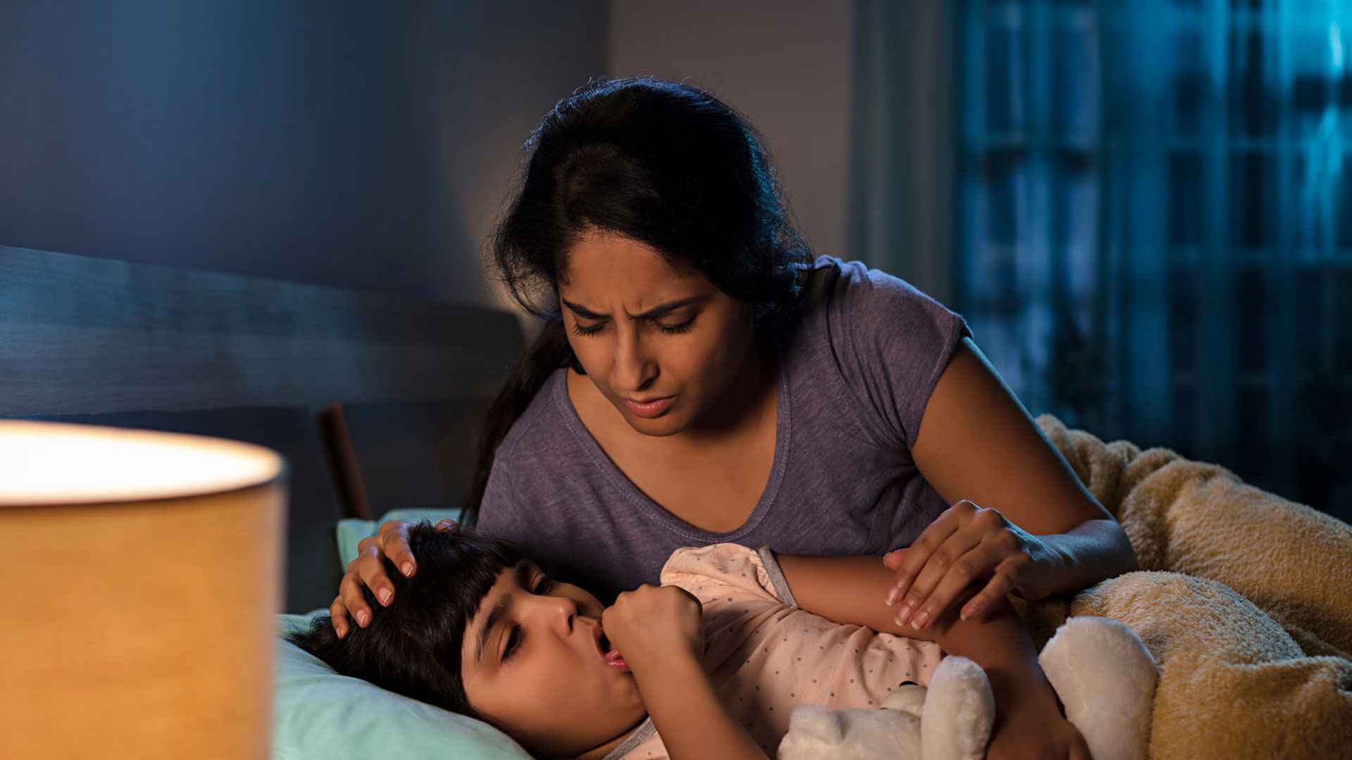 শুকনো কাশিতে নাজেহাল, ঘরোয়া উপায়ে সমাধান