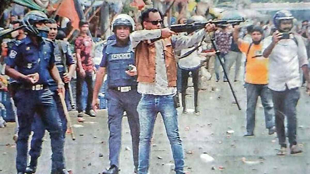 না.গঞ্জের যুবদল নেতা হত্যা: ডিবির এসআই কনক গ্রেফতার