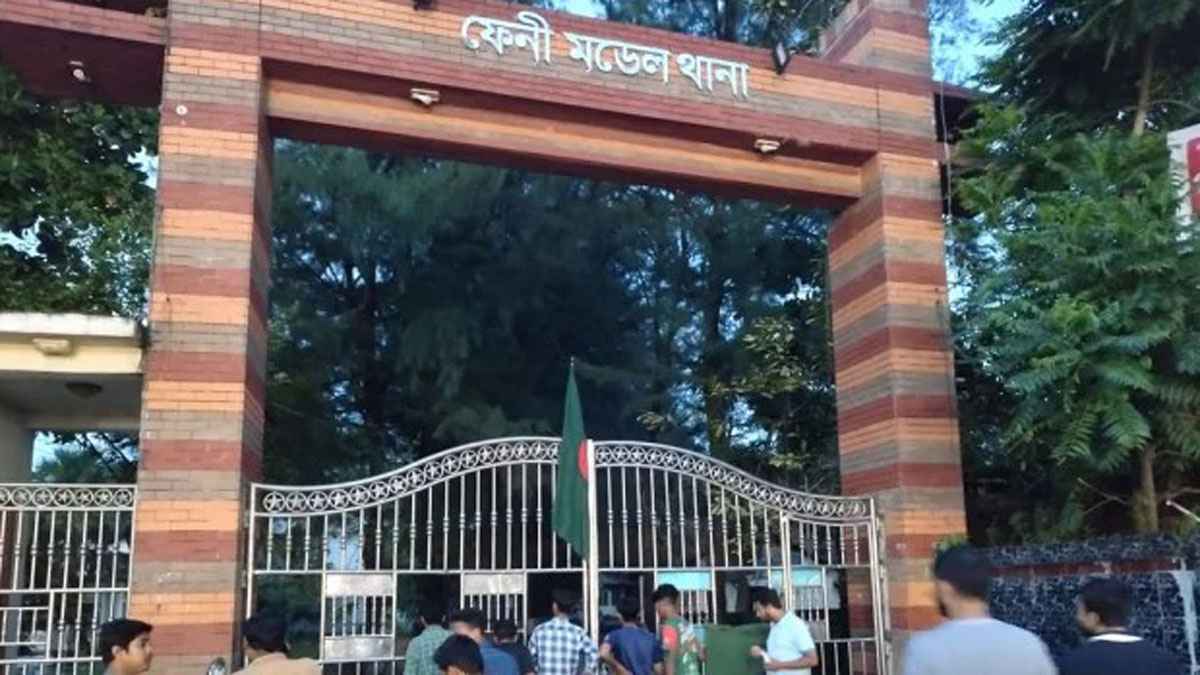 চাঁদাবাজির অভিযোগে তিন পুলিশ সদস্য ক্লোজড