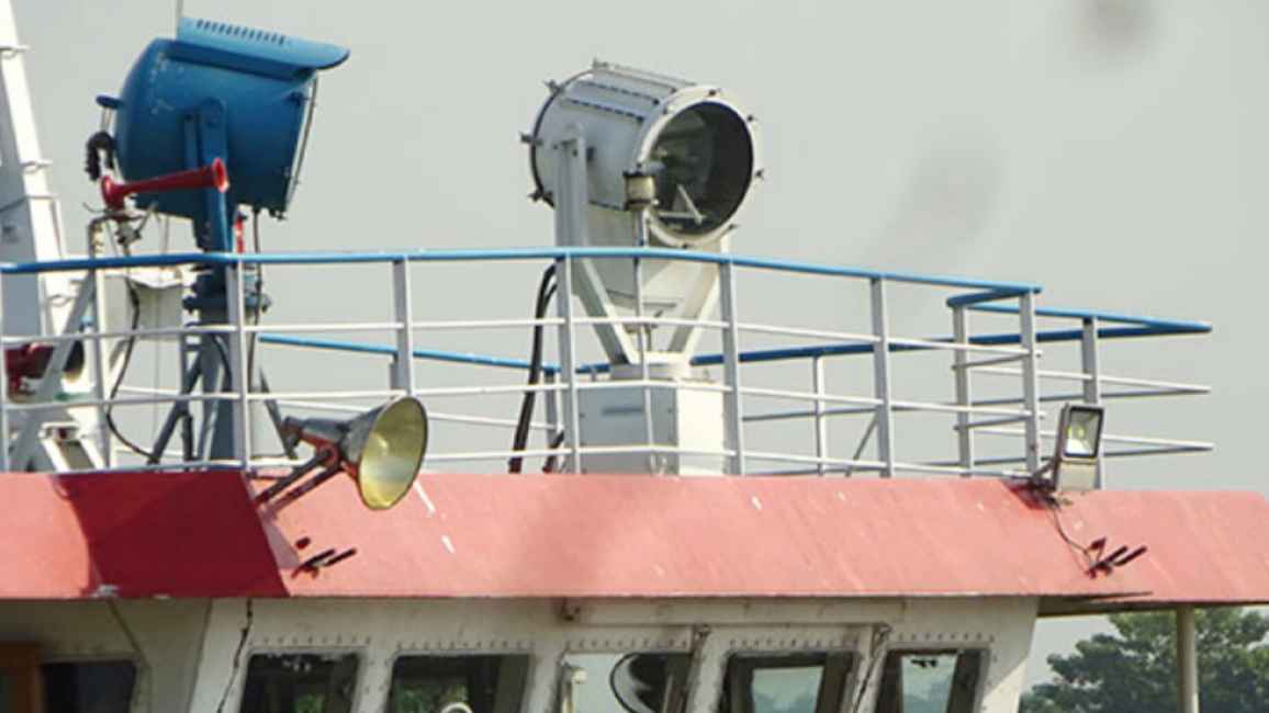 ঘন কুয়াশায় বন্ধ থাকে ফেরি, কাজে আসছে না কোটি টাকার ফগ লাইট