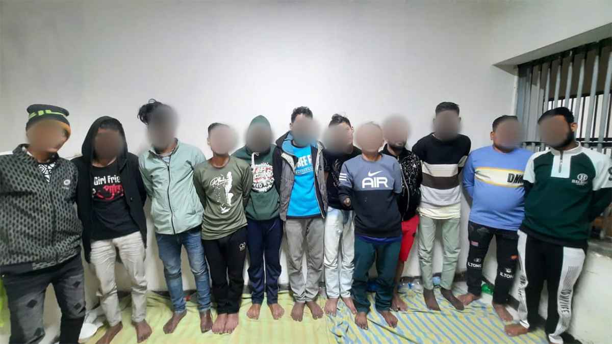 মোহাম্মদপুরে বিশেষ অভিযানে গ্রেফতার ২৩