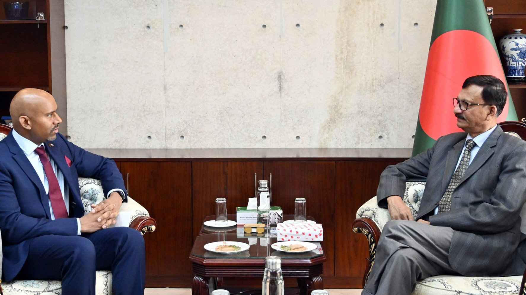 বাংলাদেশিদের ভিসা প্রক্রিয়া ত্বরান্বিত করতে কানাডার প্রতি আহ্বান