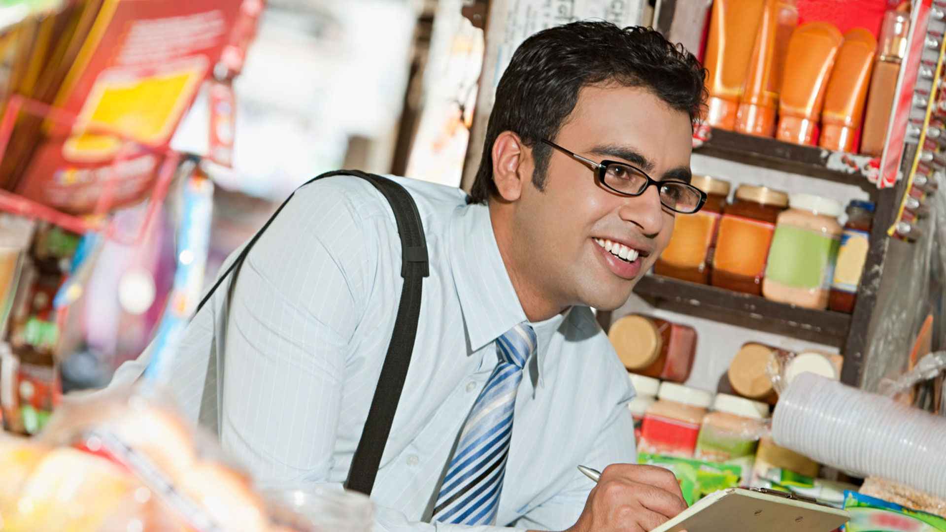 অভিজ্ঞতা ছাড়াই ক্যারিয়ার গড়ার সুযোগ দিচ্ছে আবুল খায়ের গ্রুপ