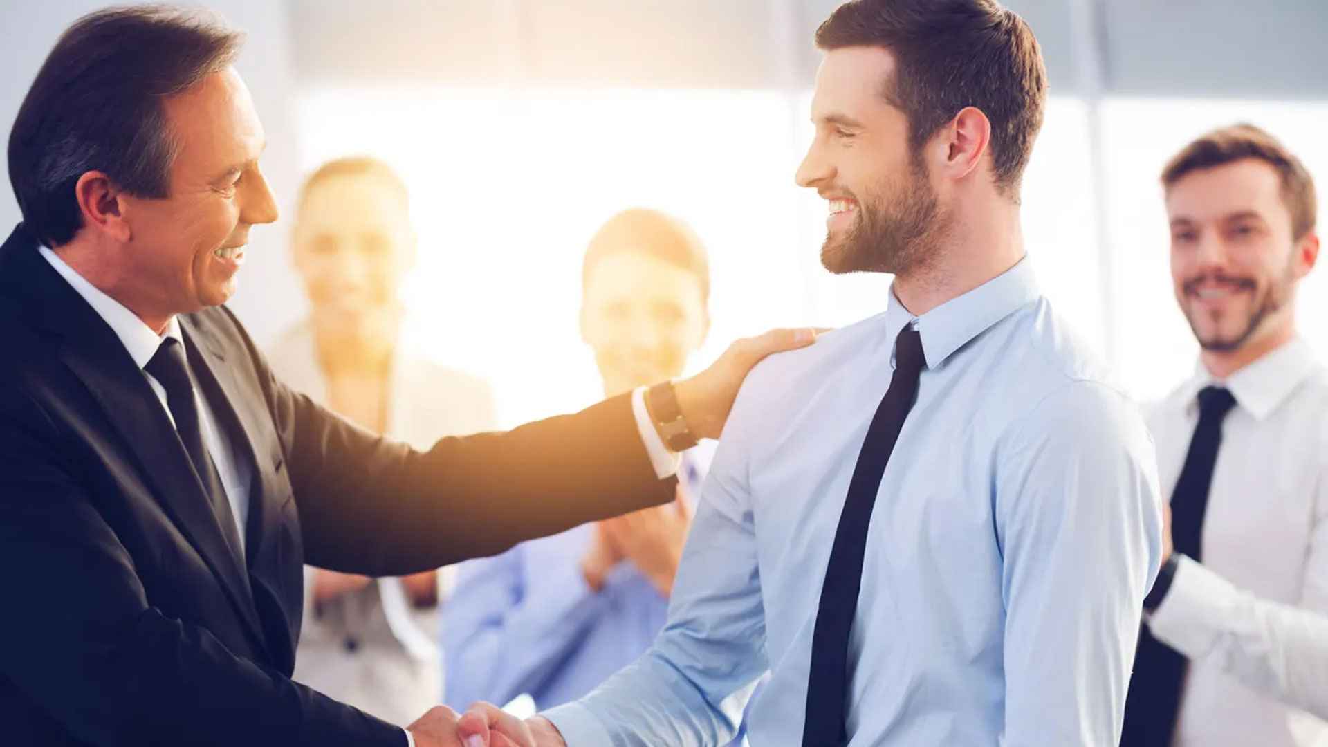 ৩৫ হাজার টাকা বেতনে চাকরি দেবে শপআপ 