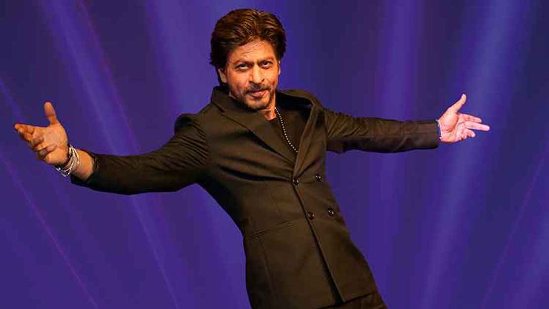 অনুষ্ঠানটা হলে আমরা বিয়ে করতে পারি, ভক্তকে বললেন শাহরুখ