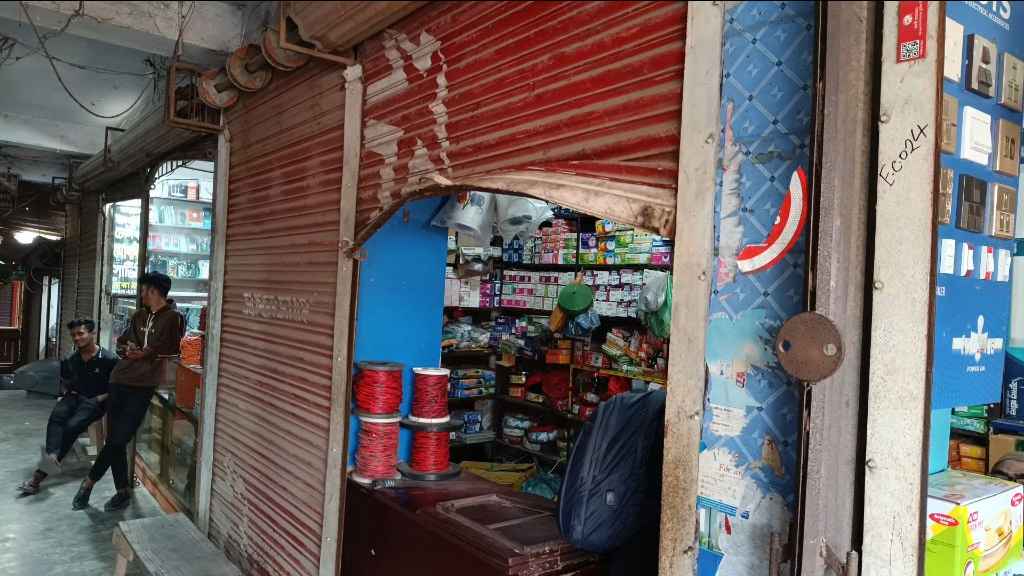 ঝিনাইদহে একরাতে ২৭ দোকানে দুর্ধর্ষ চুরি