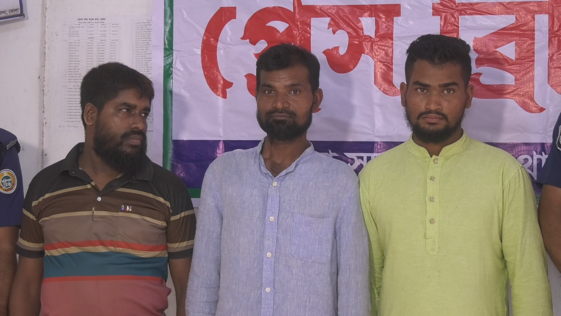 ফিল্মি স্টাইলে ডিম বিক্রেতার ওপর হামলা, আটক ৩