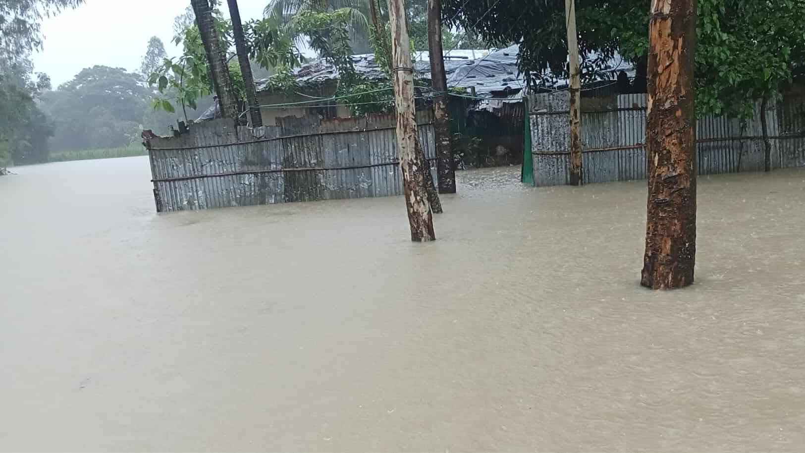 টানা বর্ষণে টেকনাফের ৩০ গ্রাম প্লাবিত