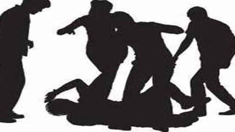 বগুড়ায় হত্যাচেষ্টা মামলার প্রধান সাক্ষীকে কুপিয়ে জখম