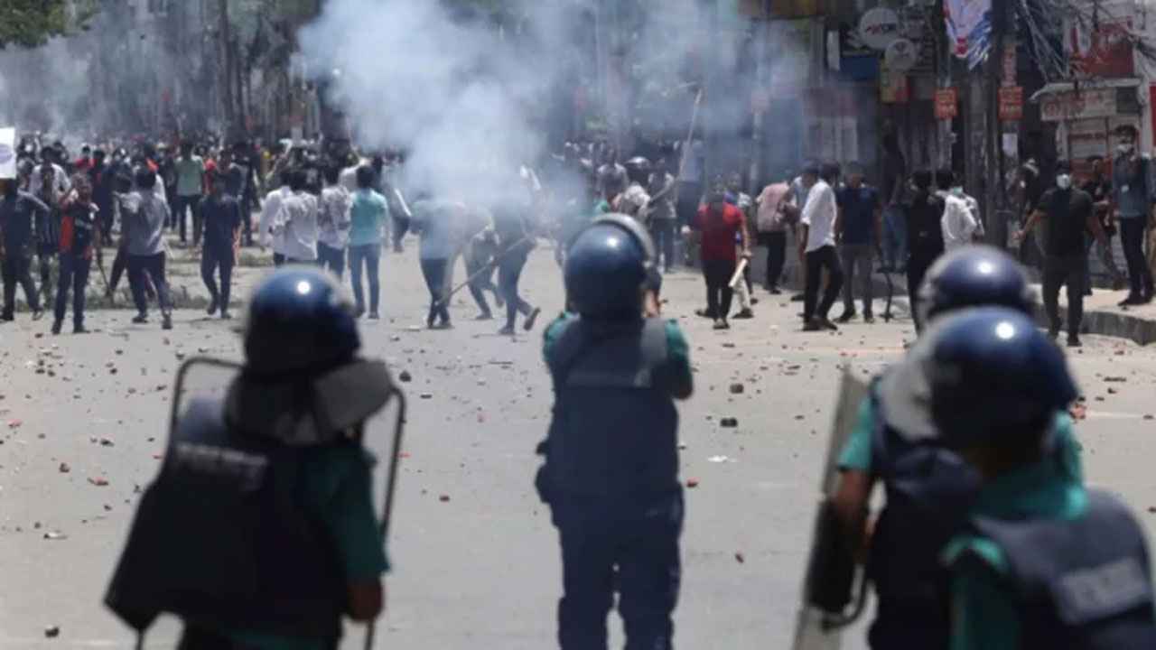 জুলাই গণঅভ্যুত্থান: গত ১১ মাসে মামলা ১৬০১, চার্জশিট ১২
