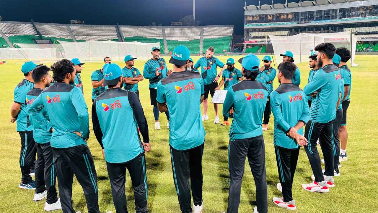 শ্রীলঙ্কায় টি-টোয়েন্টিতে কি ভাগ্য বদলাতে পারবে বাংলাদেশ