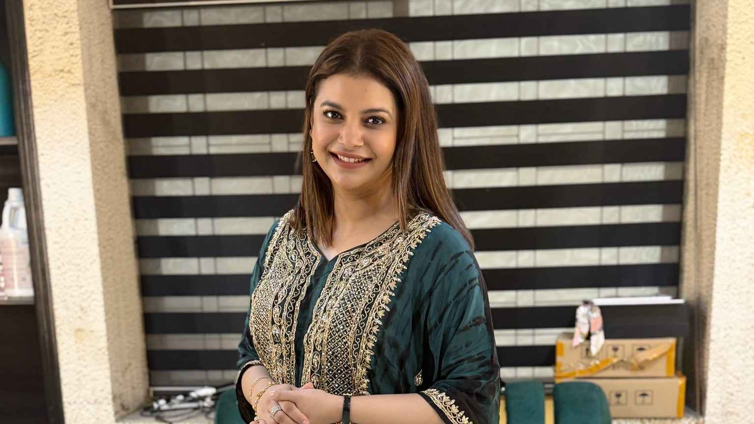 ‘এডিট করে ছবি দে সমস্যা নাই, কিন্তু জাতের কারও ছবি দে’