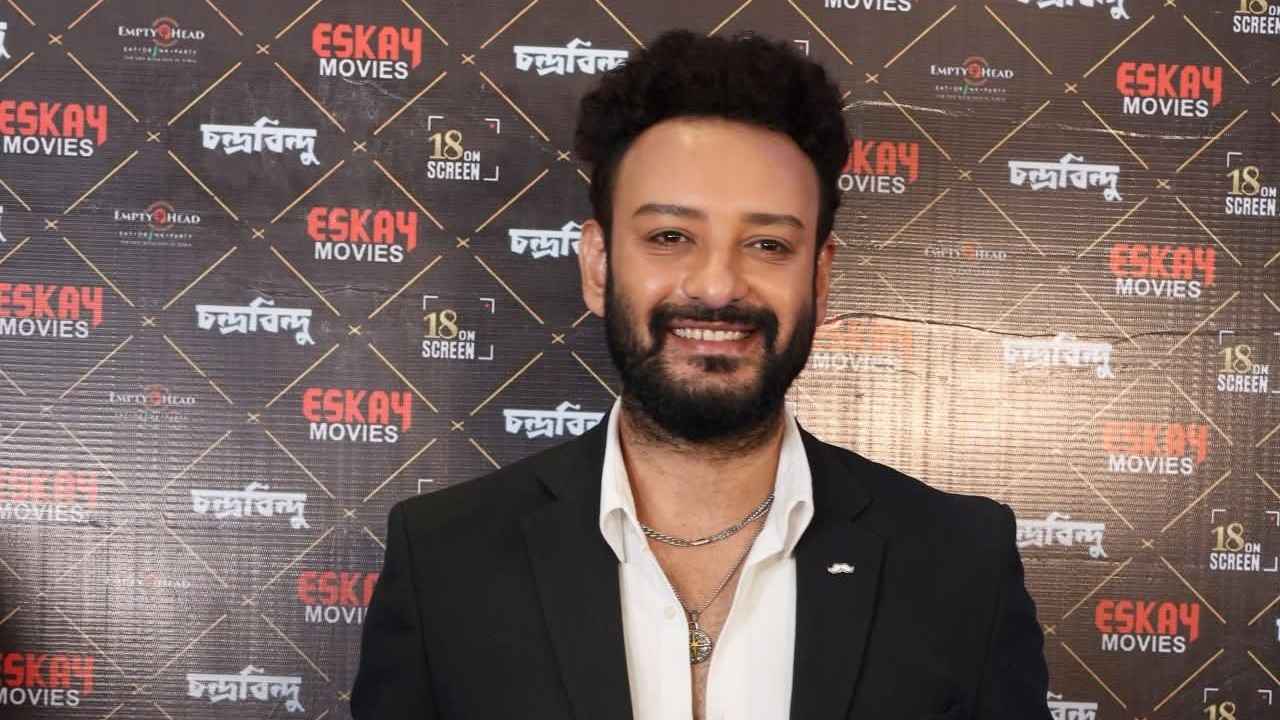 অভিনেতার নগ্ন ভিডিও ভাইরাল, যা বলছেন নেটিজেনরা