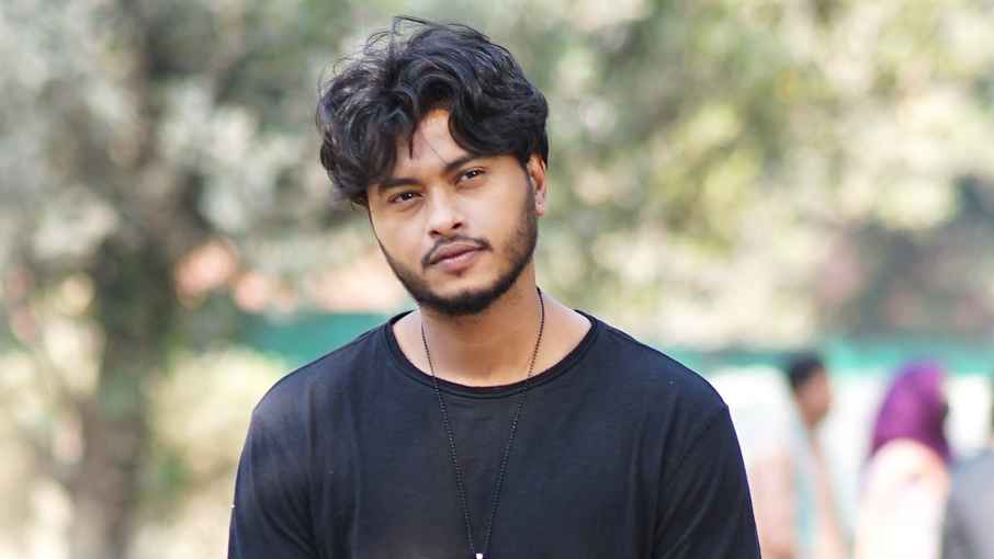 জাতি উপদেষ্টাদের কাছে আরেকটু দায়িত্বশীলতা আশা করে: আরোশ খান