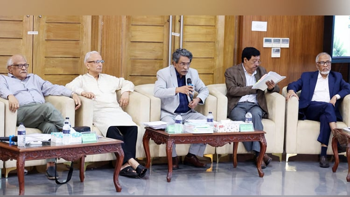জরুরি অবস্থা ঘোষণাসহ ৩ বিষয়ে ঐকমত্য কমিশনের আলোচনা