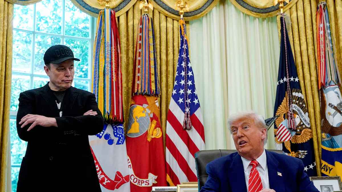 ইলন মাস্কের আমেরিকা পার্টিকে ‘হাস্যকর’ বললেন ট্রাম্প