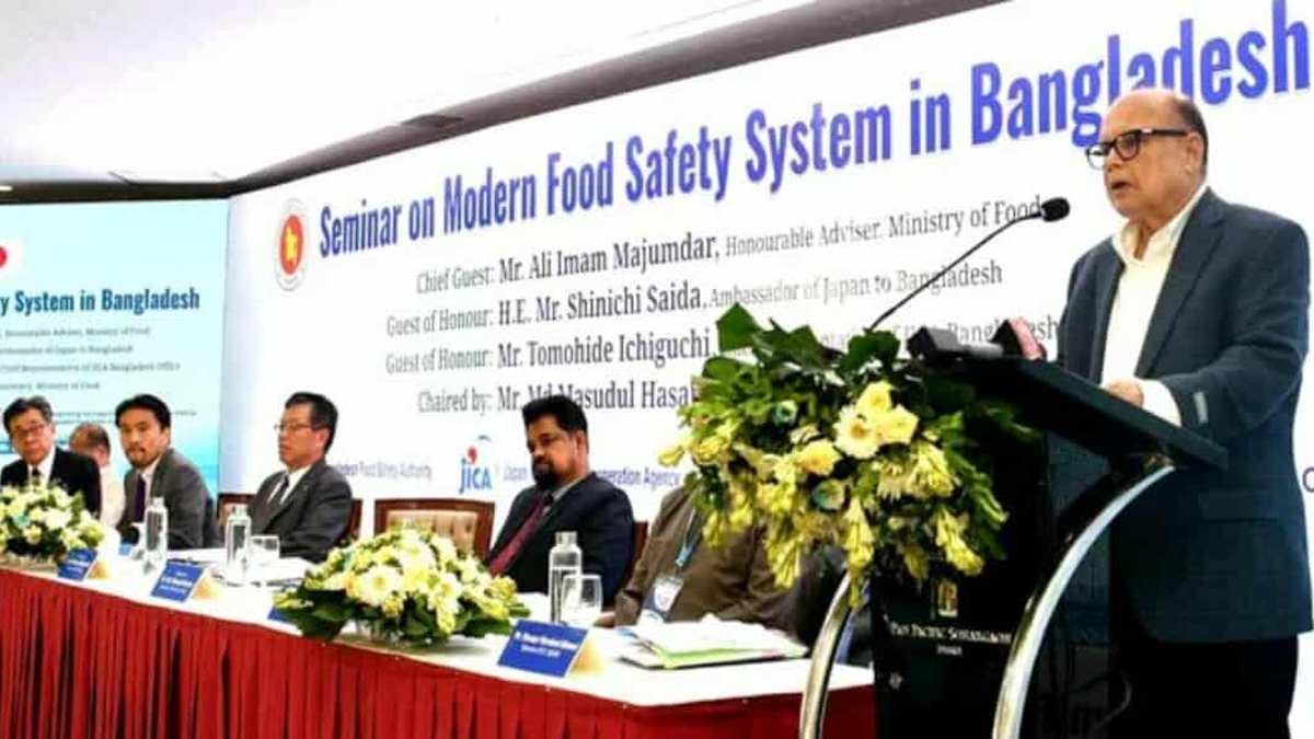 চালের বাজারে কঠোর নজরদারি চলছে: খাদ্য উপদেষ্টা