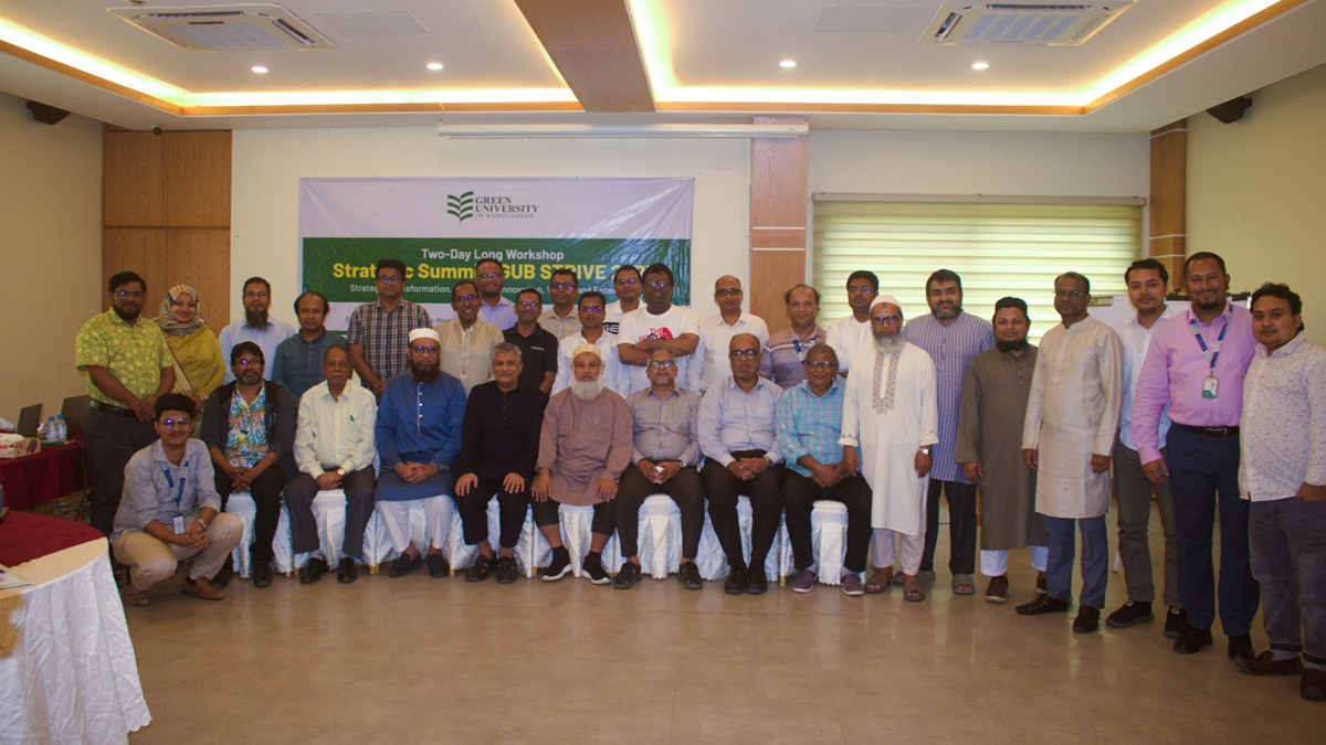 গ্রিন ইউনিভার্সিটির উদ্যোগে দুই দিনব্যাপী স্ট্র্যাটেজিক সামিট
