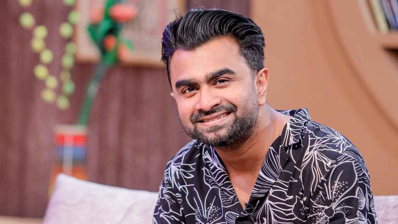 যে ছবি দিয়ে ইমরান বললেন যেতে হবে বহুদূর